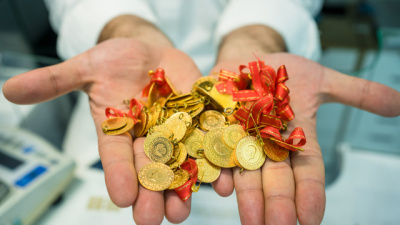 Altın yeni bir rekora imza attı