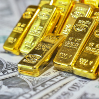 Altın rekor kırmaya devam ediyor