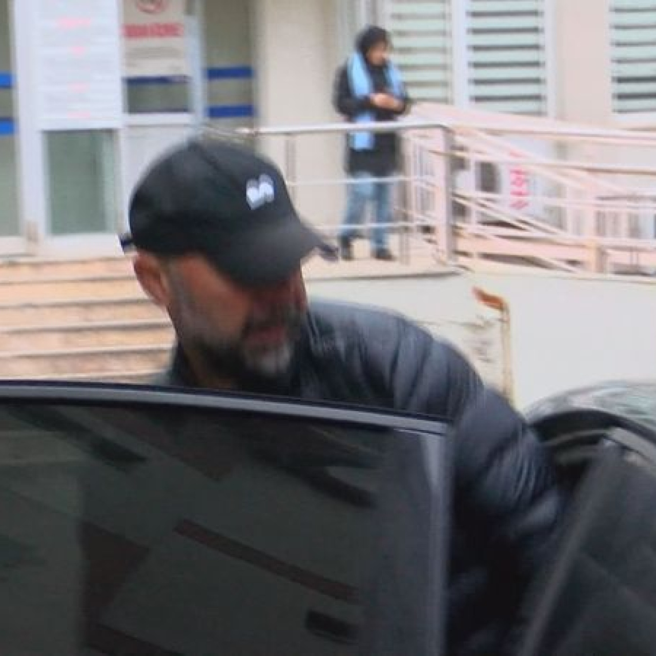 Esat Yontunç adli kontrolle serbest bırakıldı