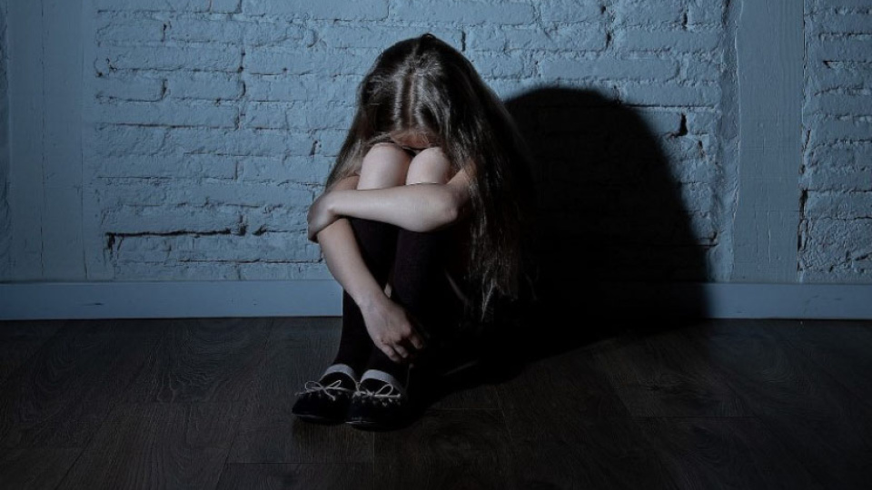 İstismar mağduru çocukların görüntüsünü çekmiş! Cani sapık için karar!