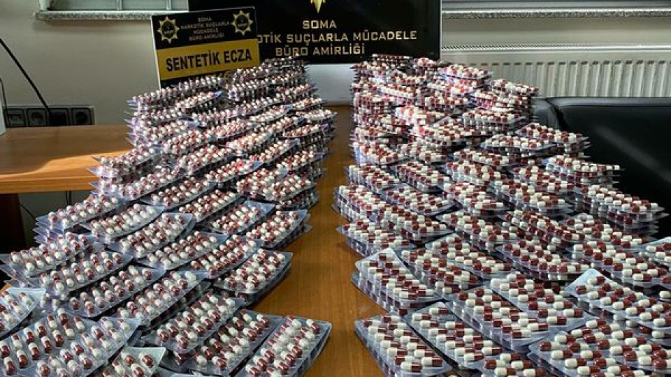 Manisa'da uyuşturucu operasyonu: 4 tutuklama