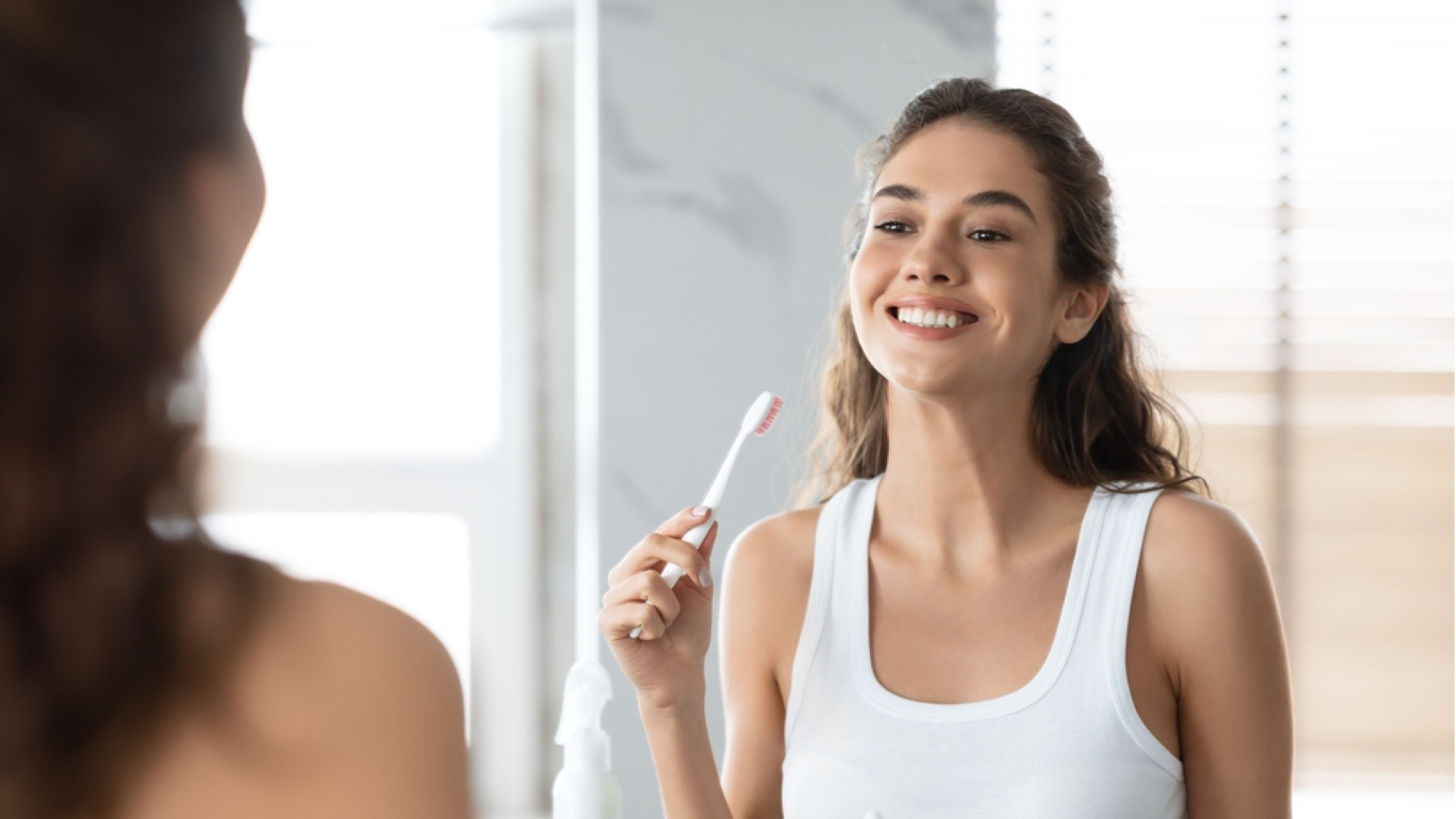 Dişlerinizin çürümesinin nedeni bu hatalar olabilir! İşte günlük hayatta dişlerin çürümesine neden olan alışkanlıklar | Sağlık Haberleri