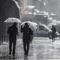 Batı'da sağanak iç Anadolu'da kar