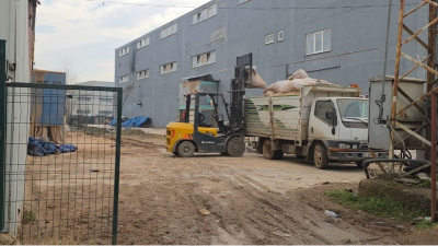 Forkliftten düşen kişi öldü