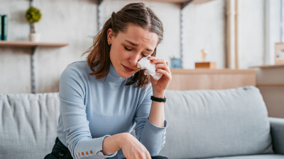 Kimi içine atıyor kimi haykırıyor...