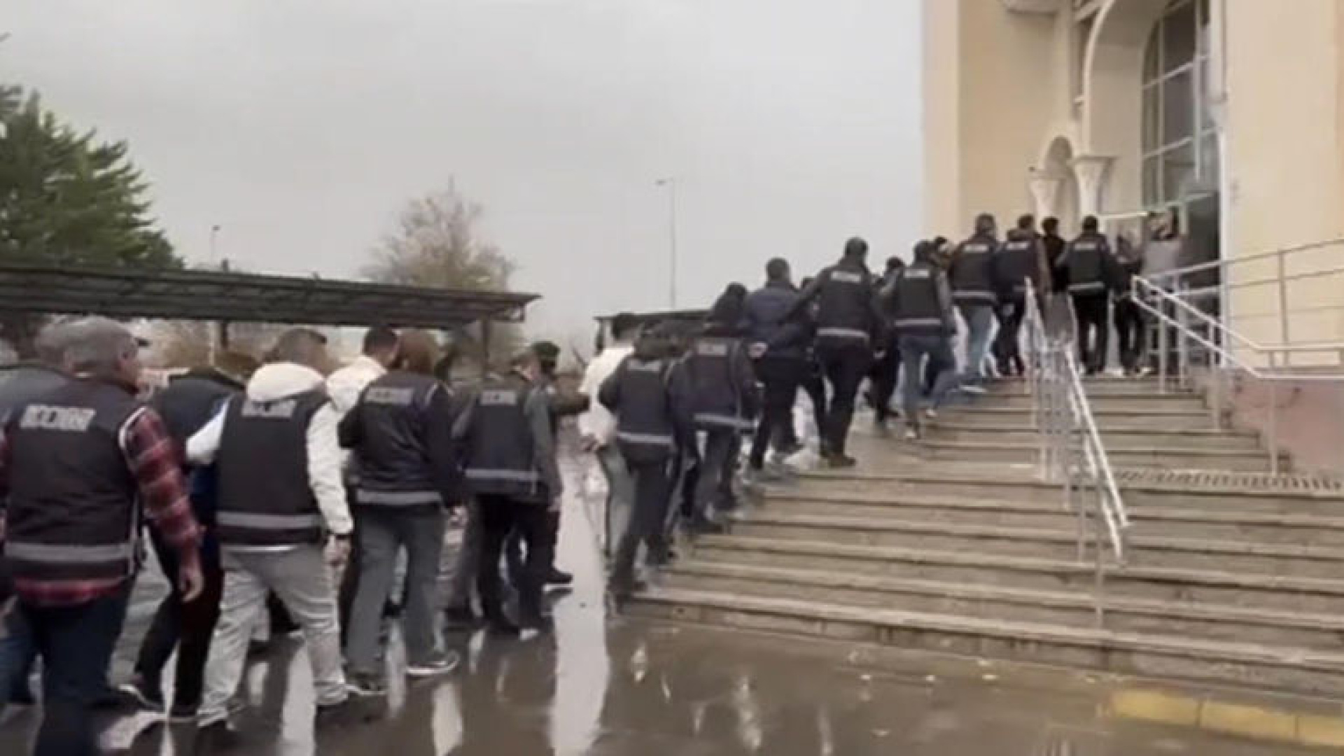 Muğla Merkezli Suç Örgütü Operasyonunda 8 Tutuklama