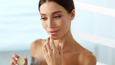 Dudak kremi orucu bozar mı?