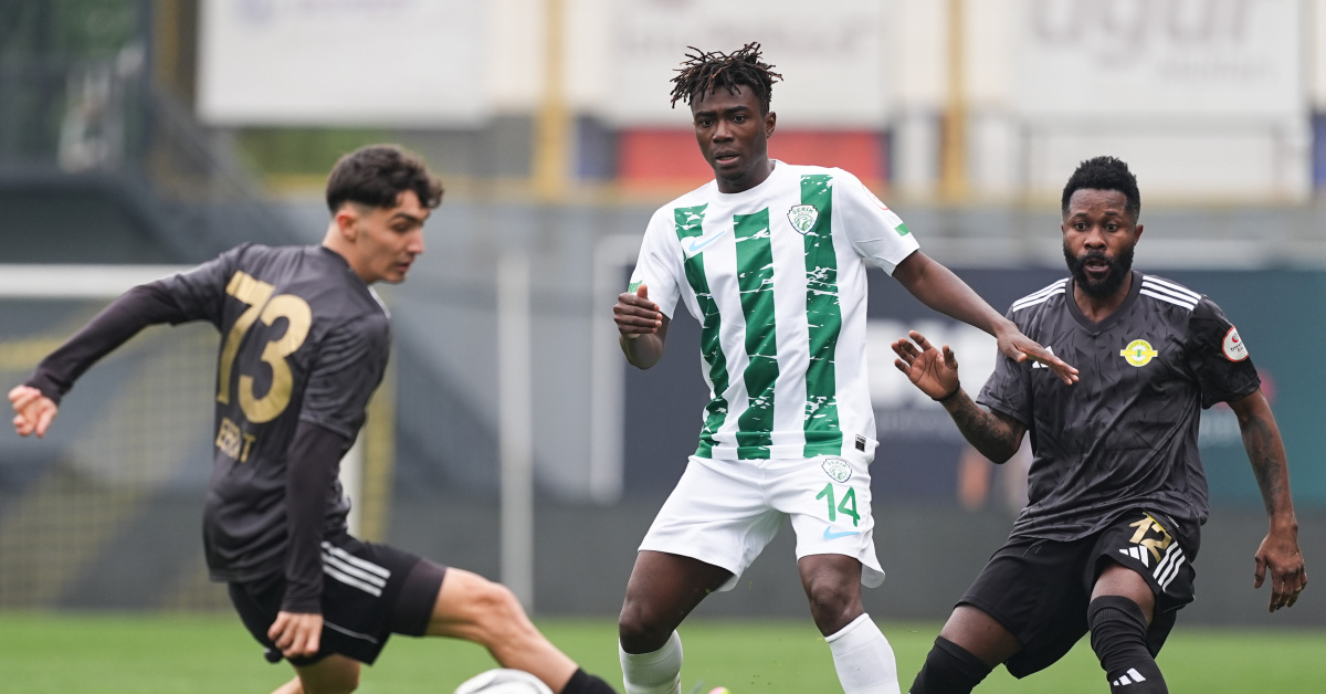 Esenler Erokspor zirve inadını sürdürdü