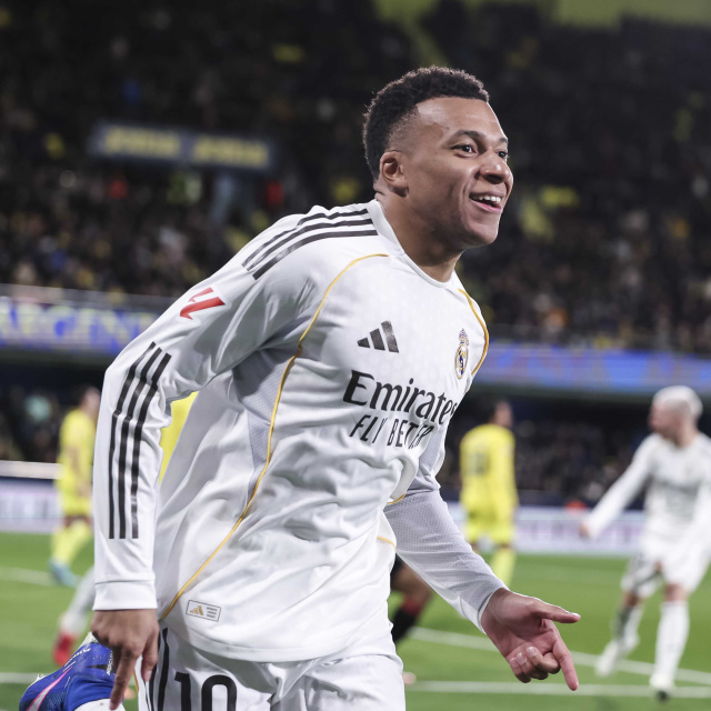 Real Madrid, Mbappe ile zirveye yerleşti!