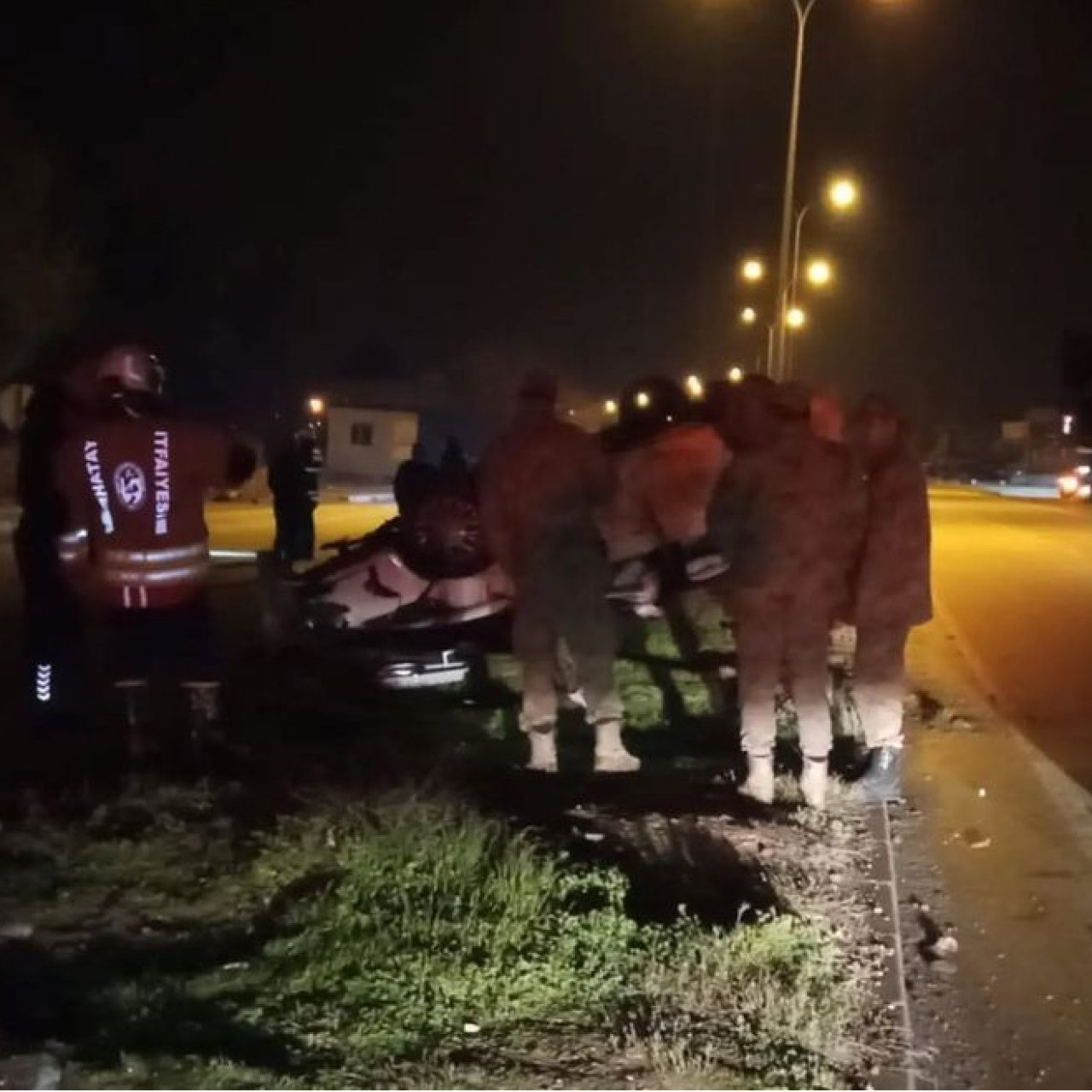 Takla atan otomobildeki bebek öldü