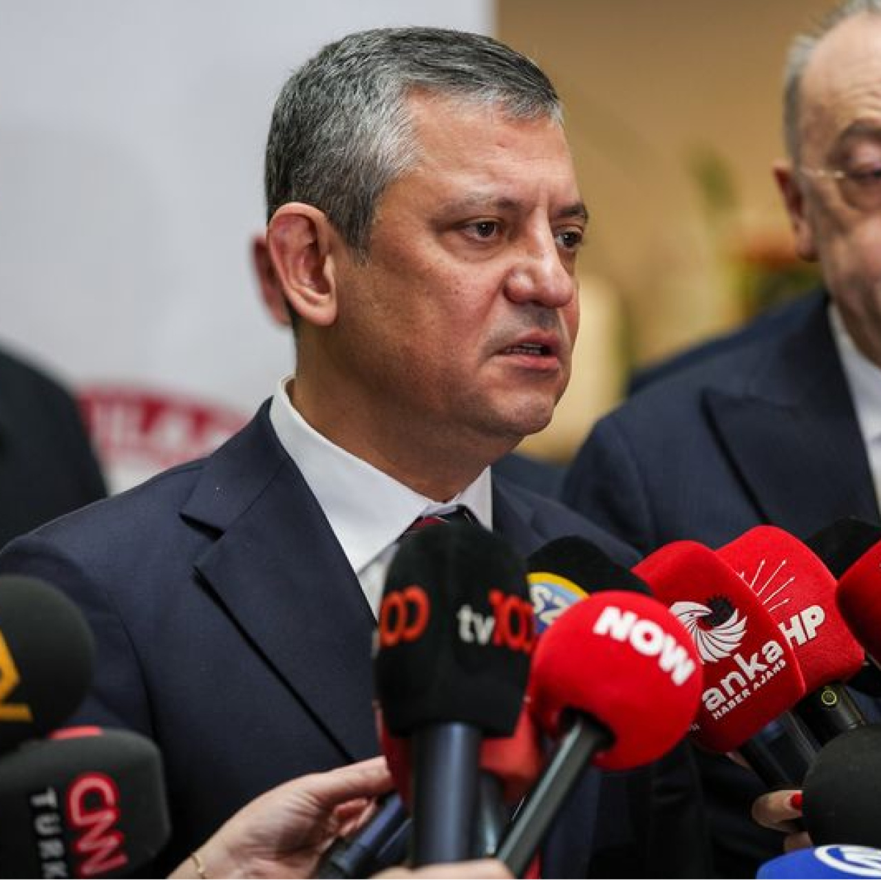 Özgür Özel'in yoğun görüşme trafiği