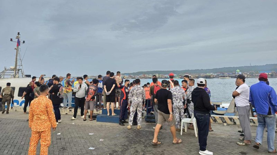 Filipinler'de 359 kişiyi taşıyan feribot battı