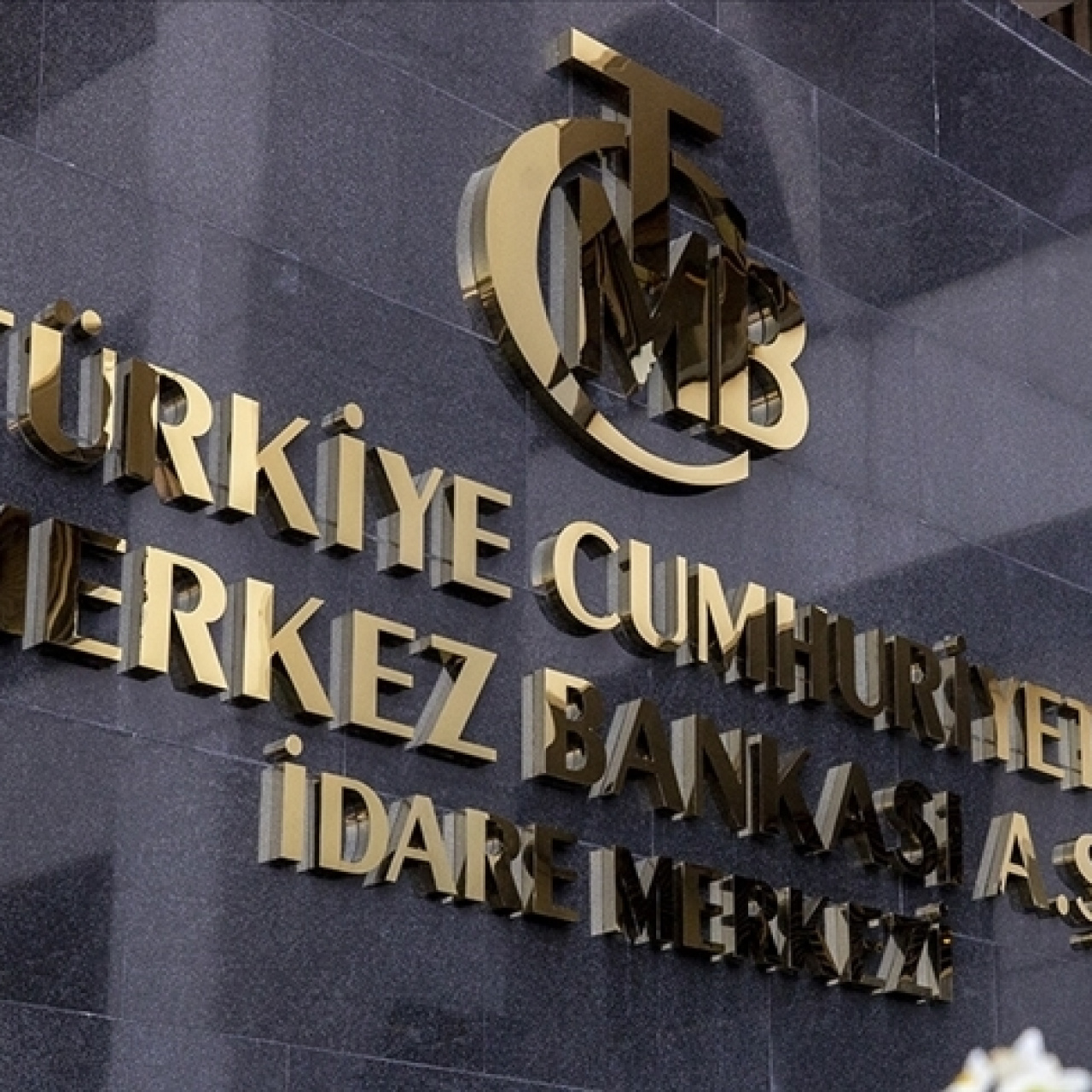 Enflasyon beklentisi piyasada düştü, hanehalkında arttı