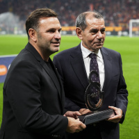 Galatasaray transferde frene bastı!