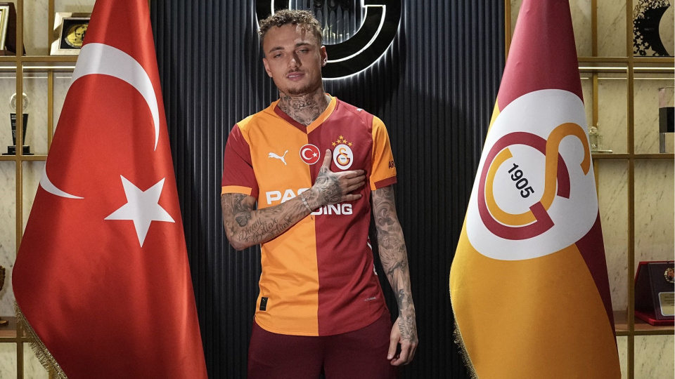 "Galatasaray'a kupalar kazanmak için geldim"