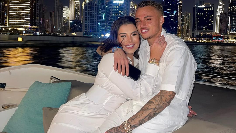 Yeni yenge merak edildi