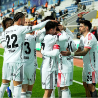 Beşiktaş’ın yenilmezlik serisi 10 maça çıktı!