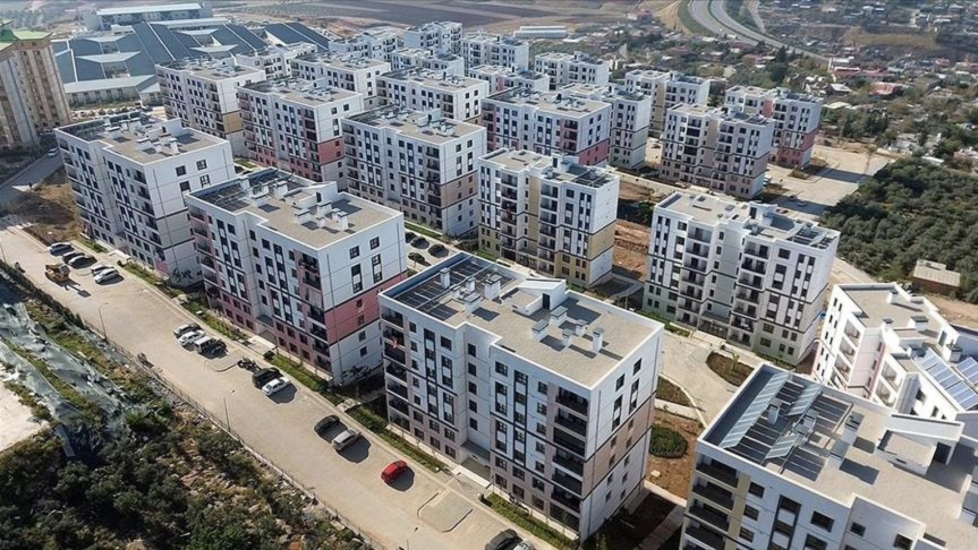 TOKİ konutları ne zaman teslim edilecek? TOKİ konut teslim süresi belli mi? TOKİ 500 bin konut teslimatı ne zaman?