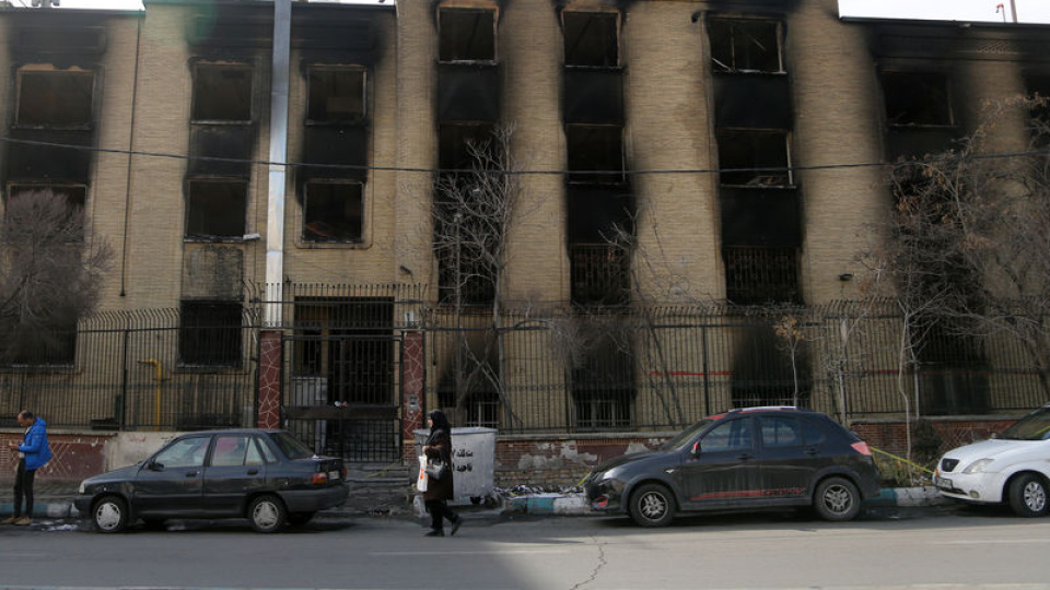 İran'da ölü sayısı 6 bini aştı