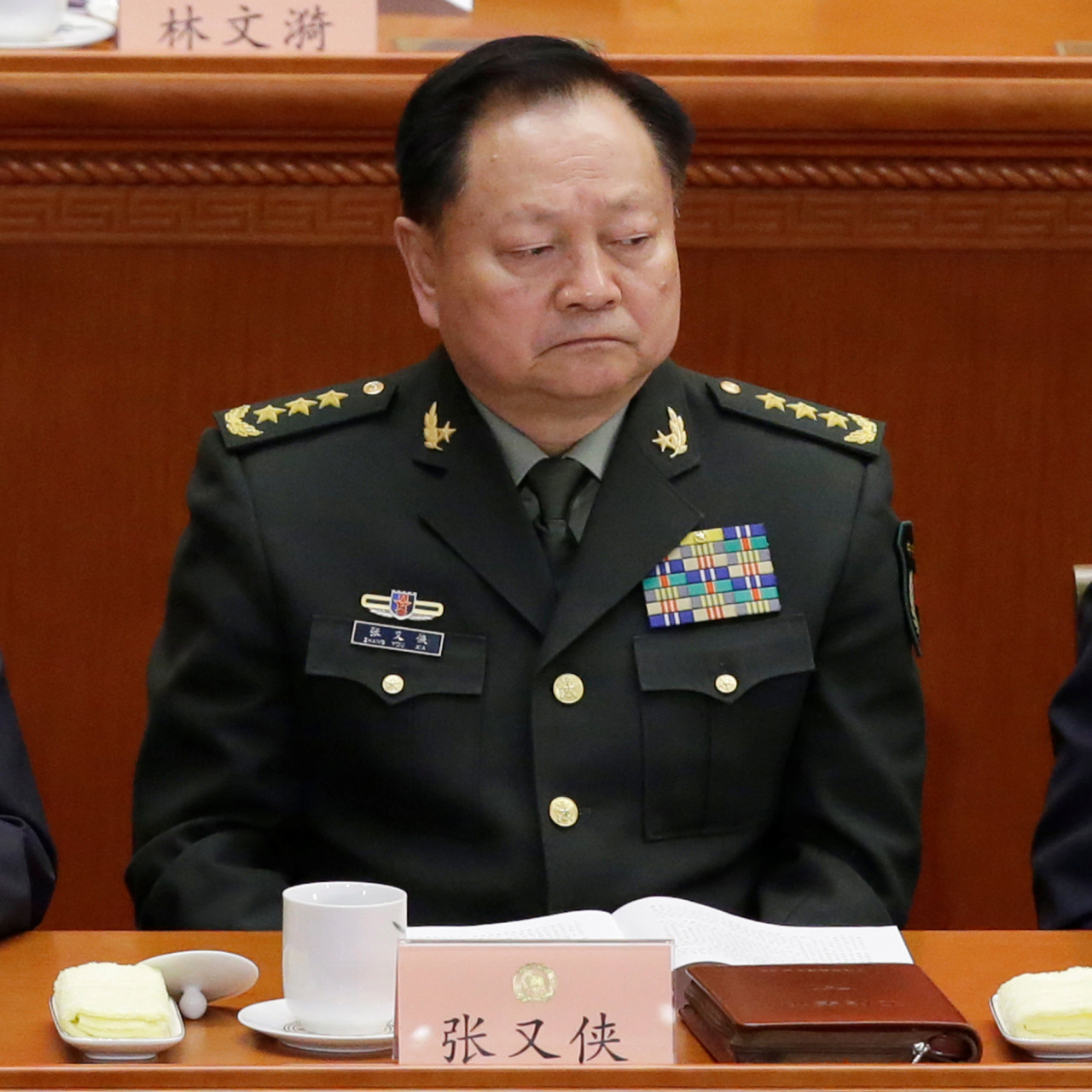 Çin'de siyasi deprem: En üst düzey iki general görevden alındı