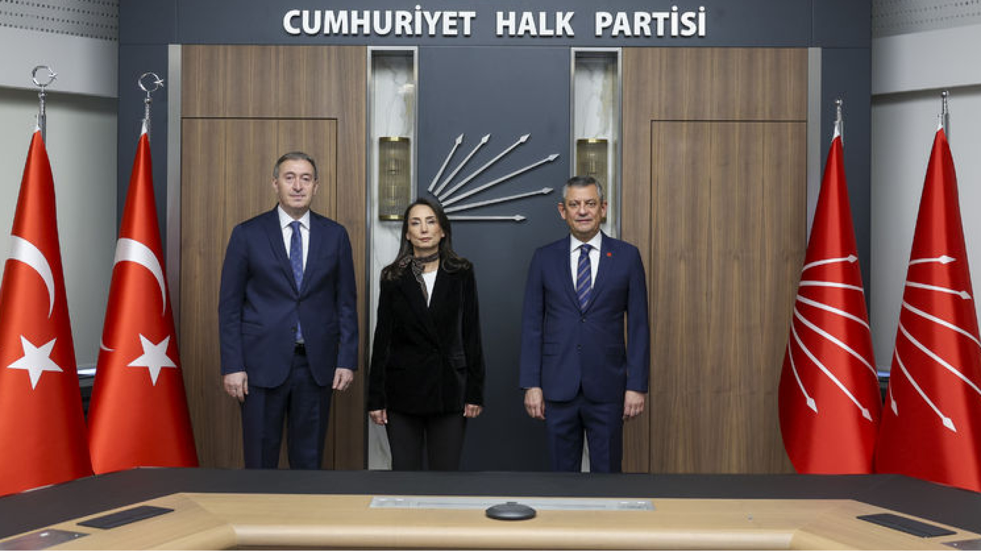 CHP Genel Başkanı Özgür Özel: Keşke demesin şu kanunu getirsin | SON DAKİKA HABERİ | Son dakika haberleri