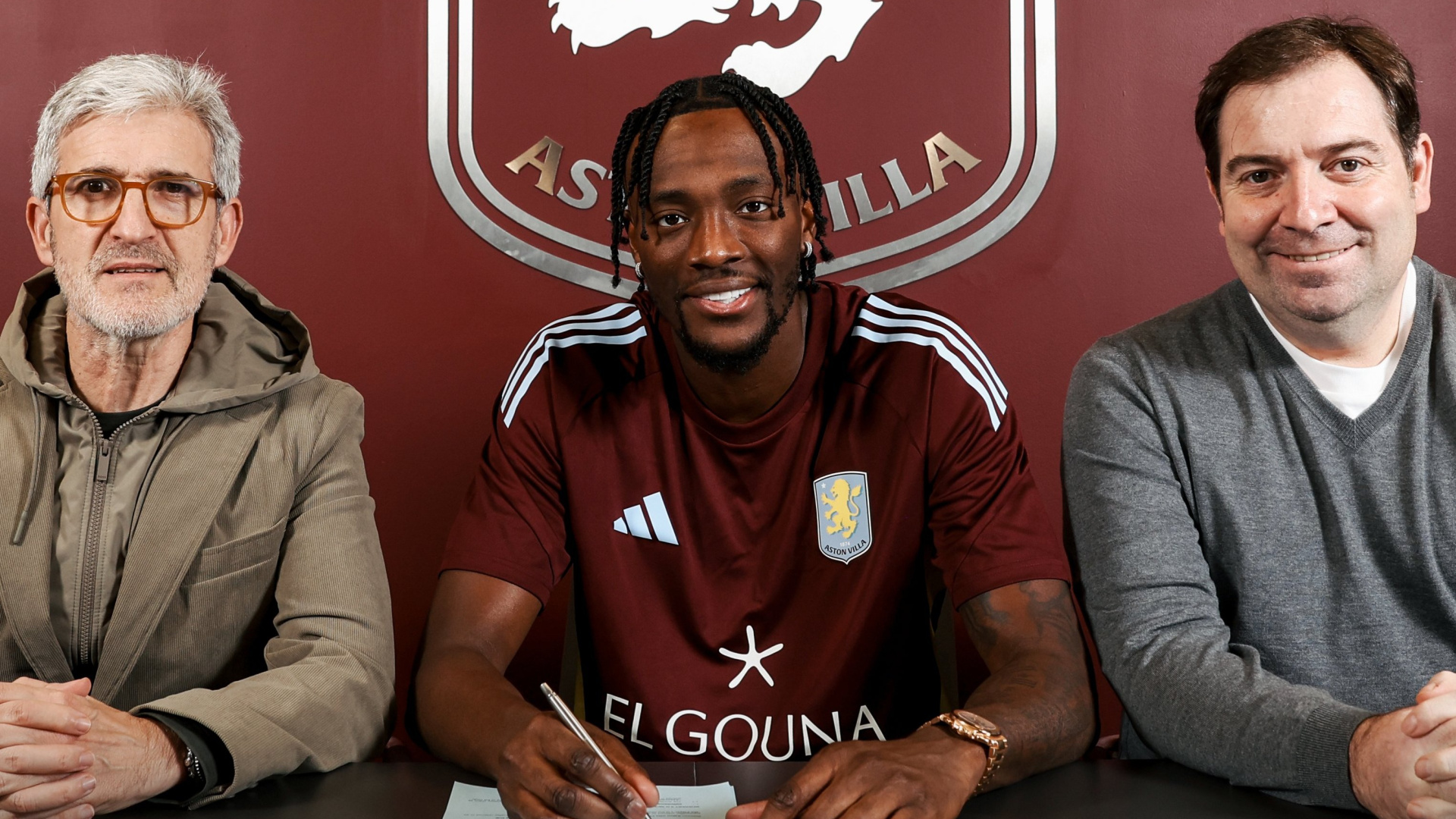 Beşiktaş, Tammy Abraham'ın Aston Villa'ya Transferini KAP'a Bildirdi