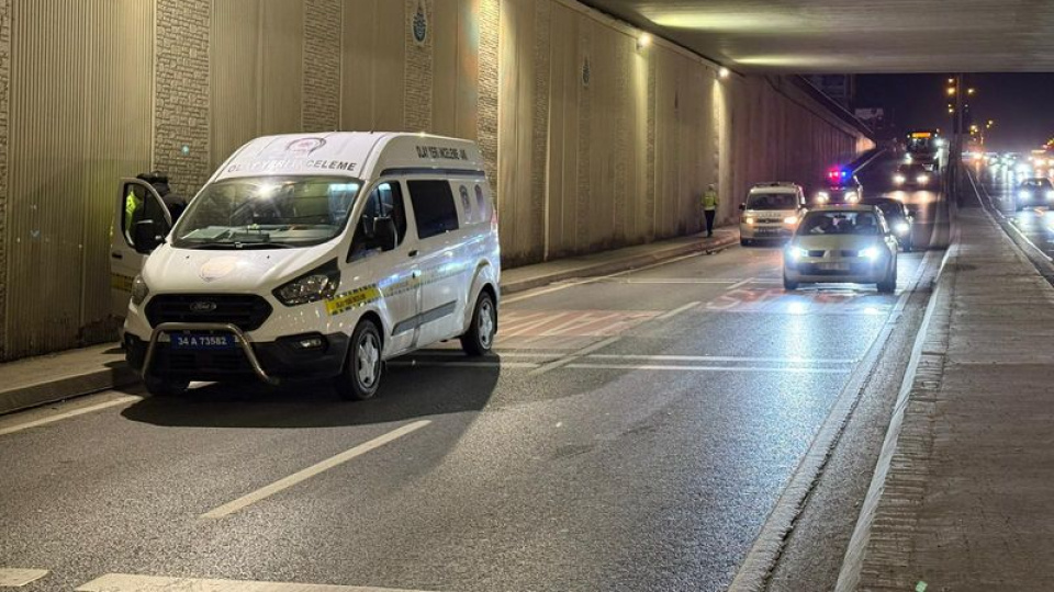 Beylikdüzü'nde feci kaza: Minibüsün çarptığı kadın öldü