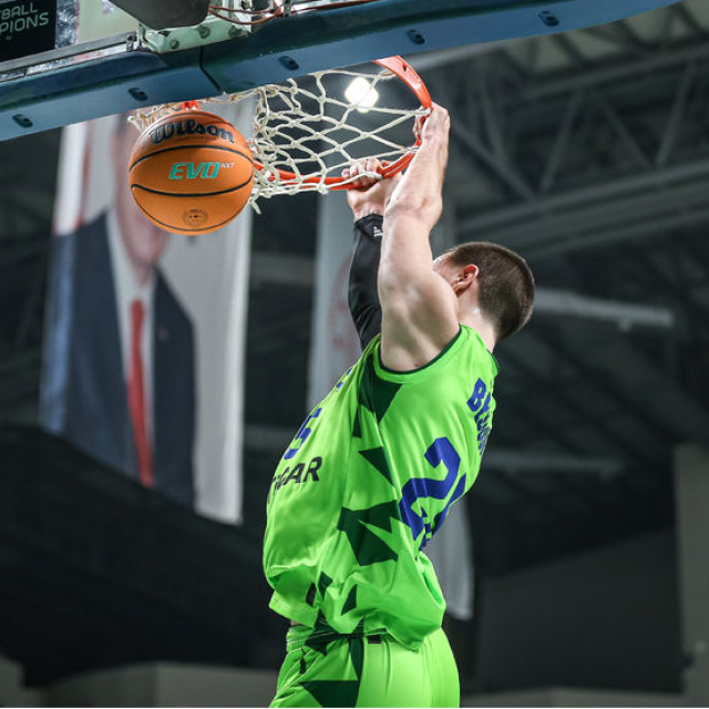 TOFAŞ, Komşu'yu deplasmanda devirdi!