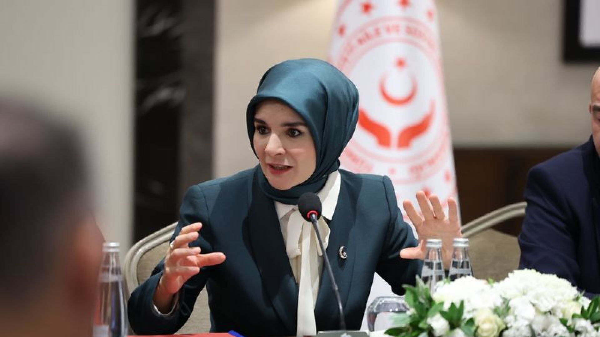 Bakan Göktaş'tan İBB'nin Çocuk Etkinlik Merkezi İddialarına İlişkin Sert Açıklama