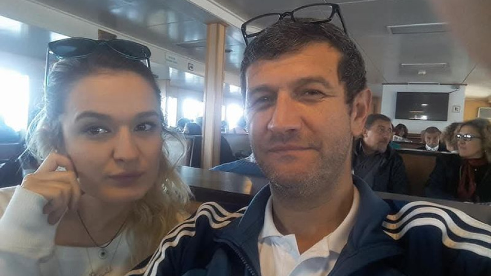 Yolcu otobüsü kazazedelere çarptı! Baba ile kızı can verdi!