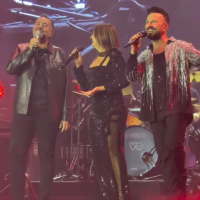 Bu kez sahneye Sibel Can ve Ata Demirer çıktı