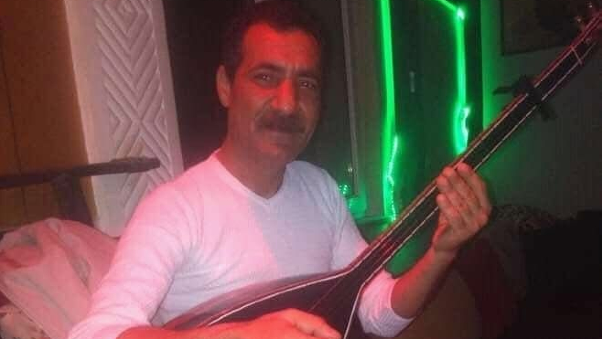 Mersin'de 3 Çocuk Babası Müzisyenin Şüpheli Ölümü: Kafasında Yara Bulundu