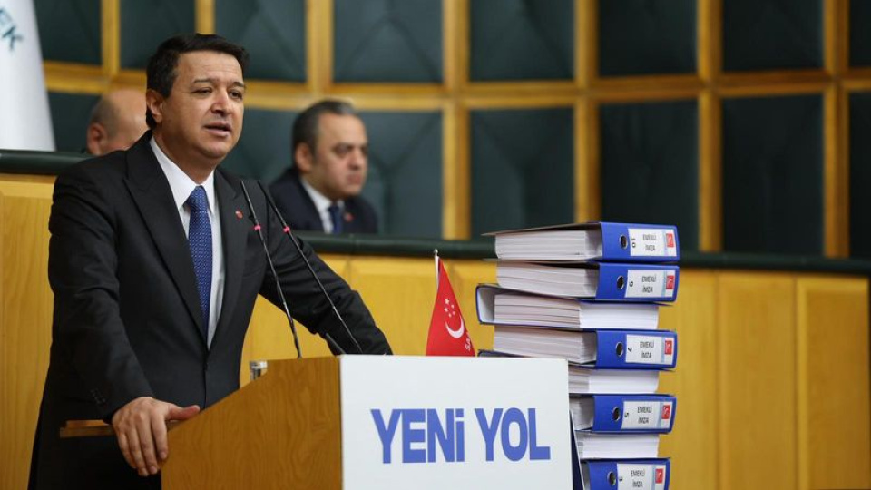 Saadet Partisi'nden "üçüncü yol" mesajı