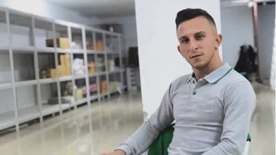 Takla atan otomobilde yaşamını yitirdi