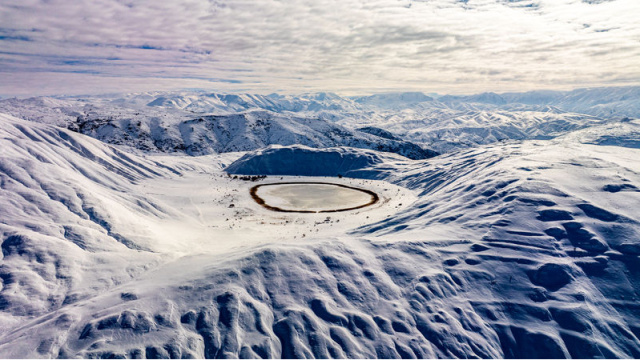 Erzincan'ın 'nazar boncuğu' dondu