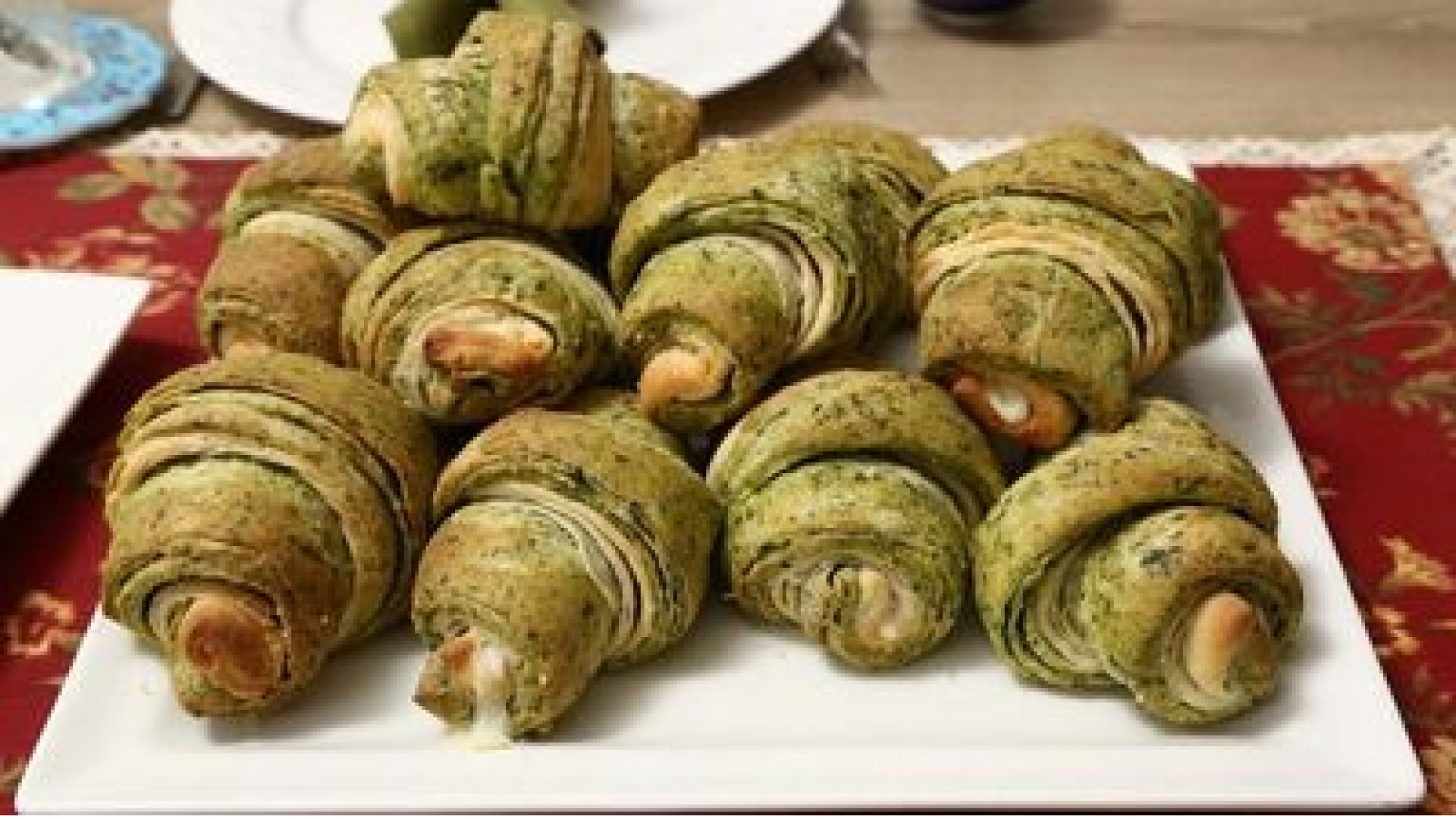 Katmer Poğaça Tarifi: Katmer Poğaça Nasıl Yapılır, Malzemeleri Neler? ymk