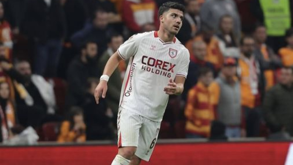 Samsunsporlu Eyüp Aydın trafik kazası geçirdi!