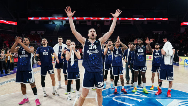 Bahçeşehir Koleji, Yunan ekibini devirdi!