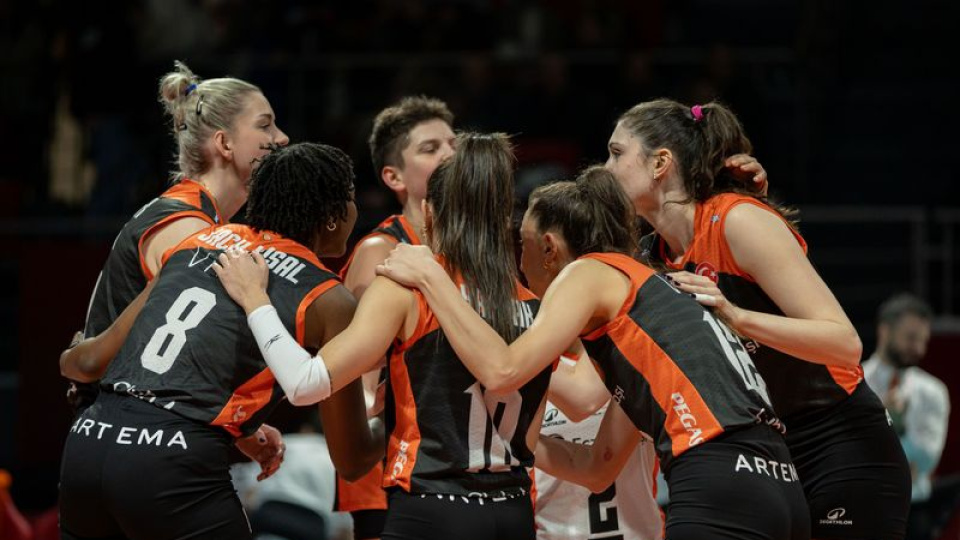 Eczacıbaşı, Sırbistan'dan 3 puanla döndü!