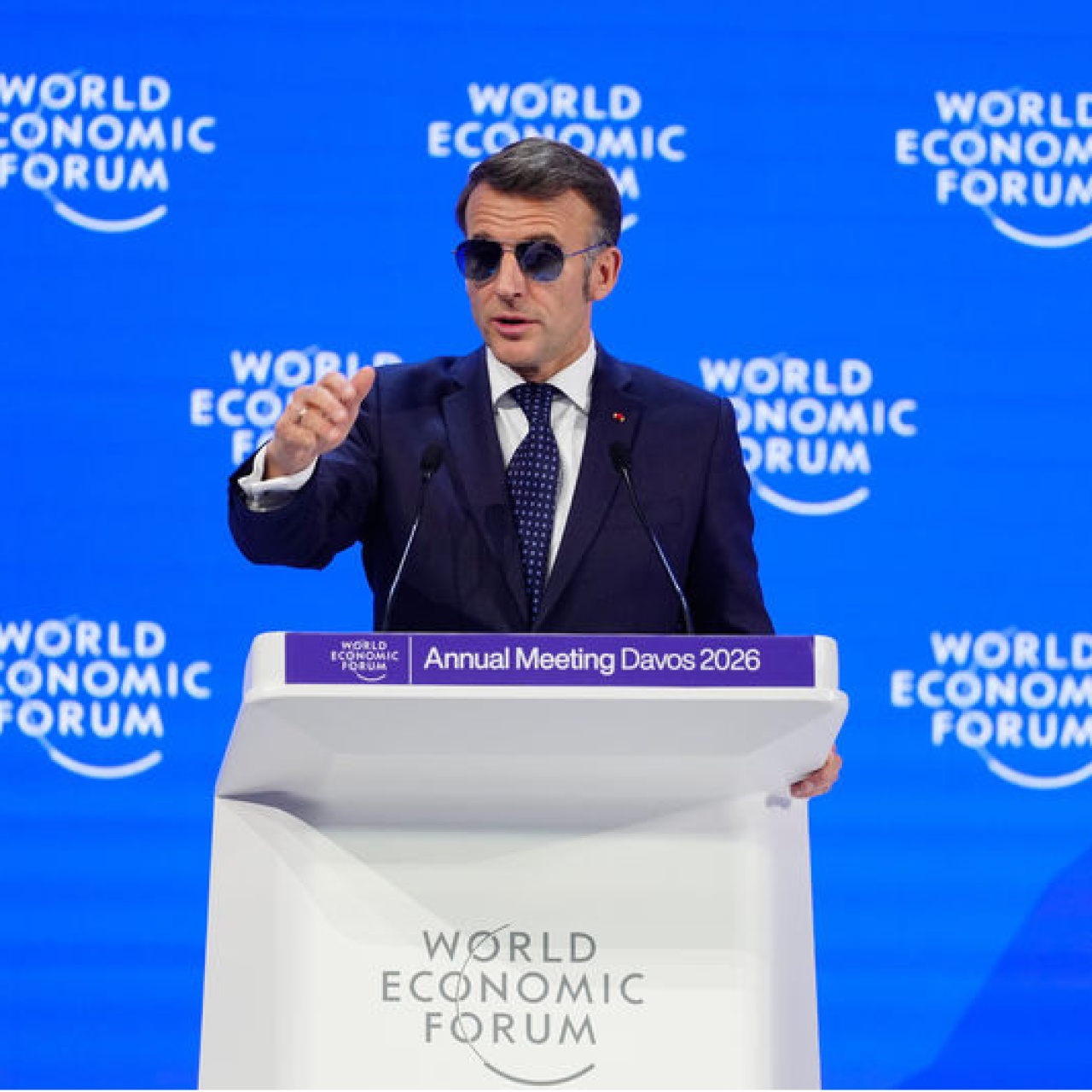 "Şara Macron'un telefonunu açmadı" iddiası