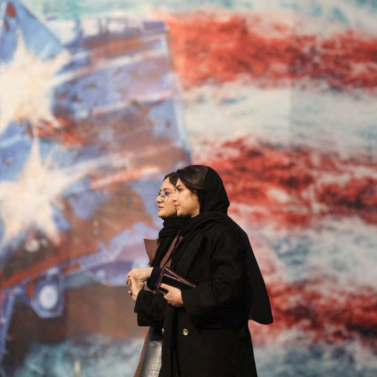 İran, internet kesintileri nedeniyle özür diledi