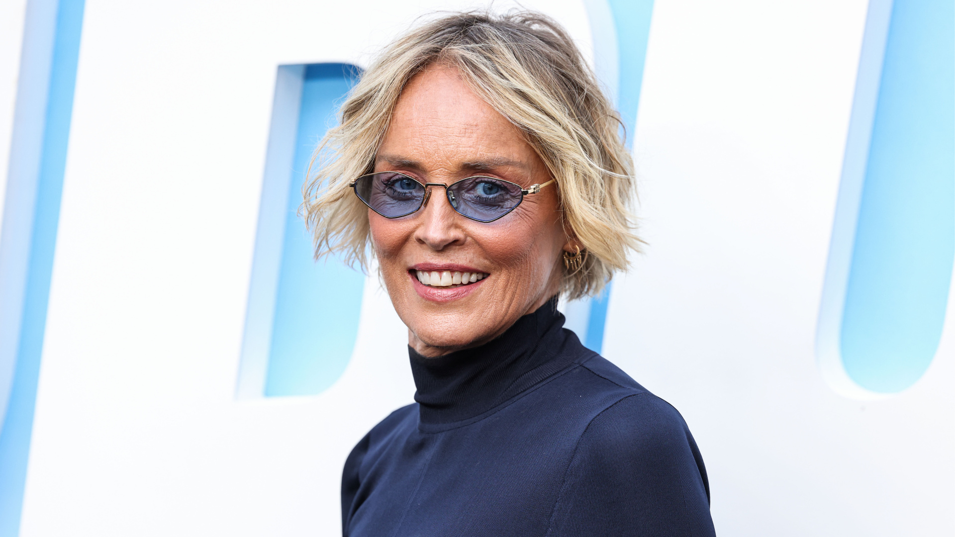 Sharon Stone: Ölülerin Ruhlarıyla Konuşarak Resim Yapıyorum