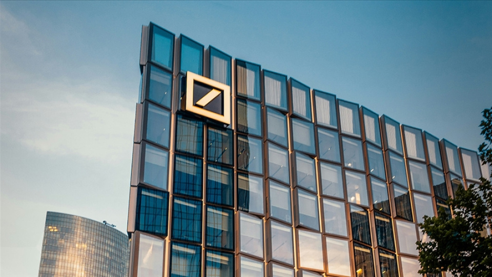 Deutsche Bank kârını ikiye katladı