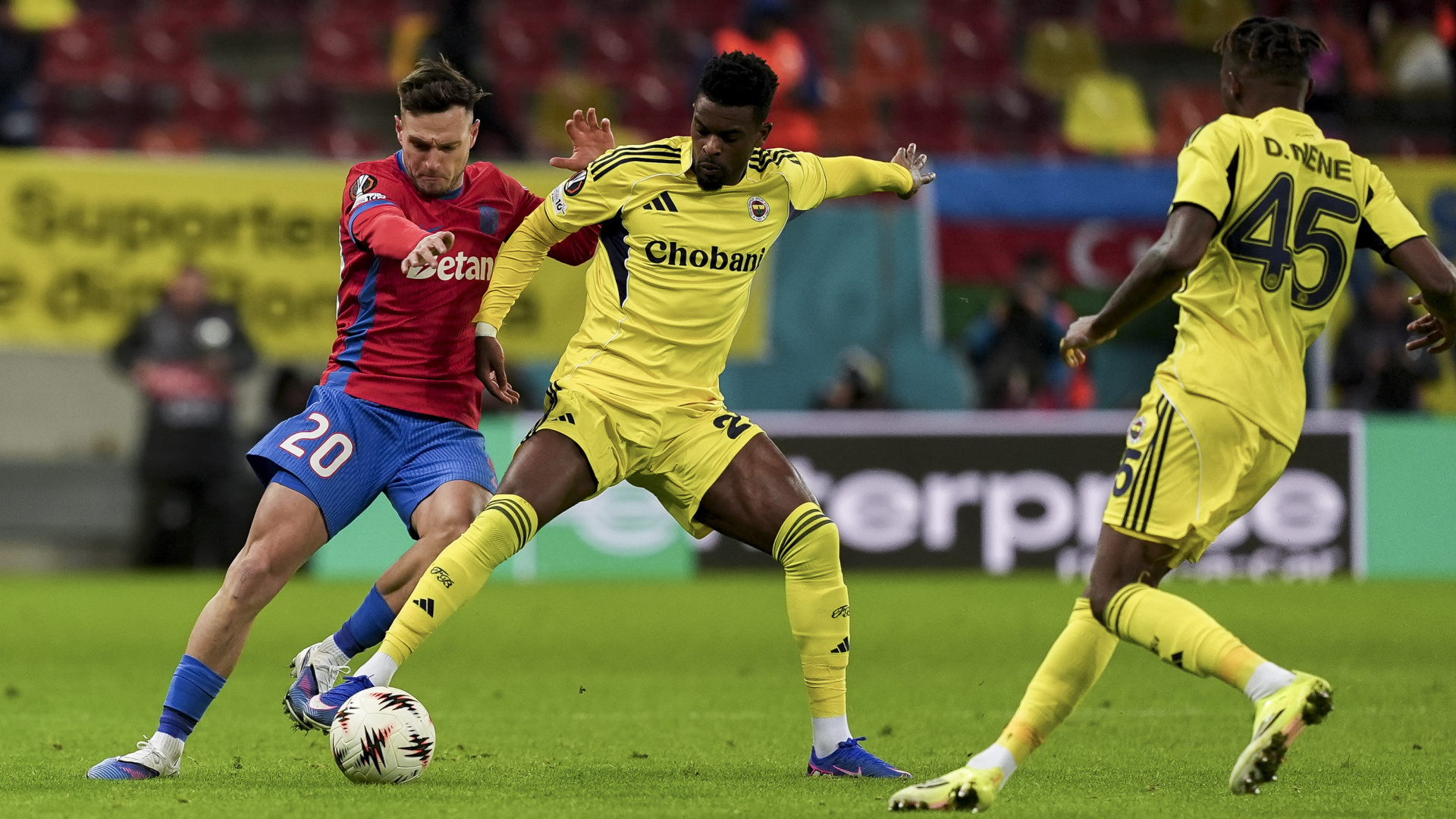 Fenerbahçe, Avrupa Ligi'nde FCSB Karşısında İlk 16 İçin Mücadele Edecek