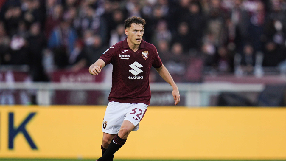 Uçak arızalandı, gelişi ertelendi!