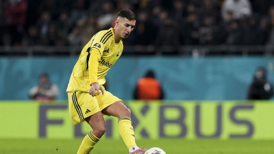 "F.Bahçe'yle 100. maçıma çıktığım için gururluyum"