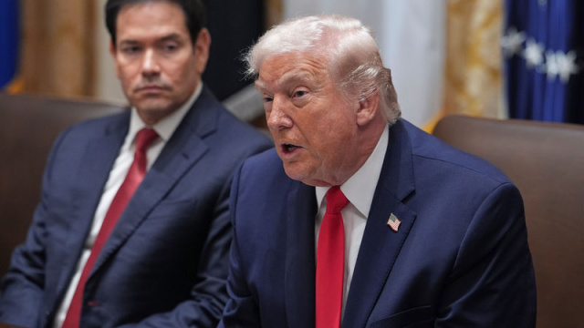 Trump'tan İran'a gözdağı