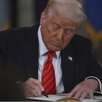 Küba'ya petrol satan ülkeler vergi ödeyecek