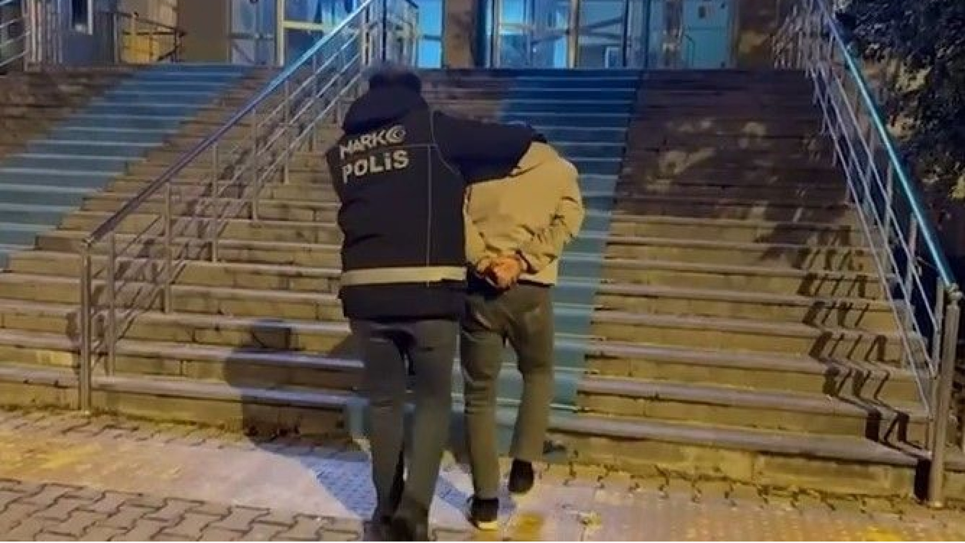 Son dakika: 23 ilde uyuşturucu operasyonları ;177 tutuklama