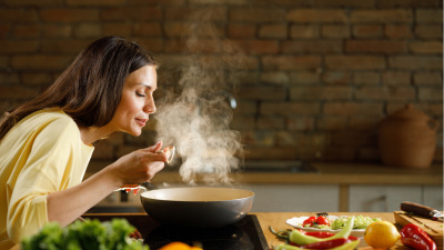 Yemek koklamak orucu bozar mı?